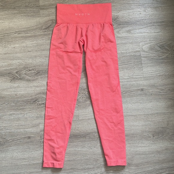 NWT NVGTN Leggings-Pink- XSmall - Picture 4 of 8